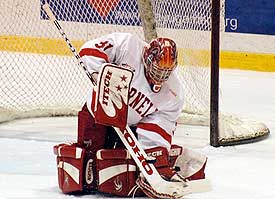 Dave LeNeveu has five shutouts this season, and leads the nation with a 1.17 goals against average. (photo: eLynah.com)