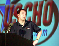 Steve Turner of Brooklyn, N.Y., poses a question to the panel.