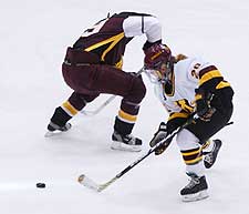 The return of Natalie Darwitz has sparked the Minnesota offense