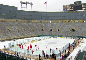 Wisconsin practices at Lambeau Field before the 