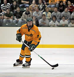 Sophomore Ryan Ellis is a playmaker for Oswego. (photo: Chuck Wainwright/Oswego State Athletics)