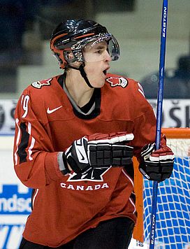 Wisconsin's Kyle Turris, pictured here with Team Canada at the World Junior Championships, is among the college players who prefer the half shield (photo: Melissa Wade).