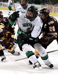 With talent and grit, T.J. Oshie helped the Fighting Sioux past Colorado College Saturday (photo: UND sports information).