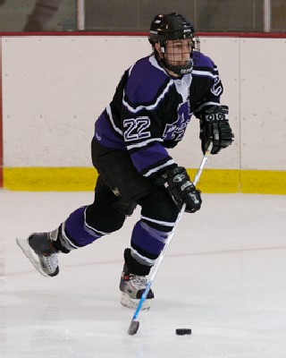 Senior defenseman Jeff Landers leads Amherst in scoring and pursuit of the NESCAC title.