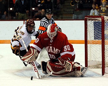 Cody Reichard keeps Mike Connolly off the scoresheet (photo: Tim Brule).