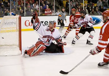 BU's Colin Wilson scores the final goal, and third Terrier shorthander, of the game to make it 5-2 (photo: Melissa Wade).