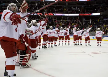 Miami salutes the crowd at Verizon Center (photo: Melissa Wade).