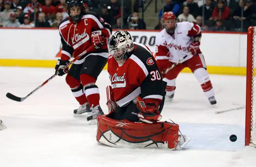 St. Cloud State goaltender Mike Lee made 37 saves Friday, but he also got help from the post late (photo: Tim Brule).