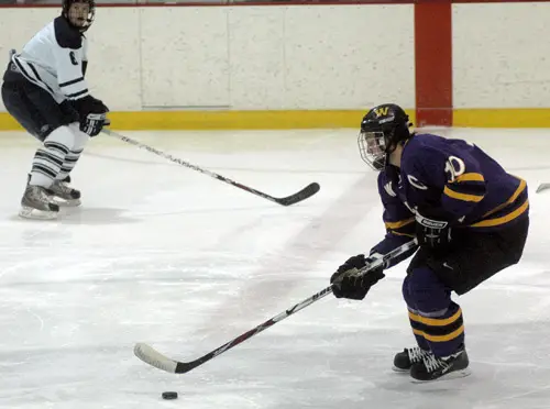 Williams senior forward Alex Smigelski has led the Ephs to a fast start in the NESCAC conference (photo: courtesy of Williams College).