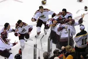 Norwich celebrates its third national championship  (photo: Angelo Lisuzzo).
