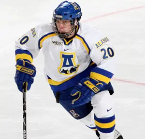 Dion Knelsen's 19 goals and 42 points lead the way for Alaska (photo: Alaska Athletics).