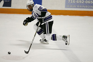 Photo By: Niagara Athletics Brian Haczyk of Niagara (Niagara Athletics)