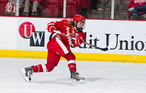 Boston Wisconsin Women's Hockey Wisconsin Badgers Brittany Ammerman (10) shoots the puck during an NCAA women's hockey game against the Boston University Terriers on October 29, 2011 in Madison, Wisconsin. The Badgers 6-1. (Photo by David Stluka) (David Stluka)