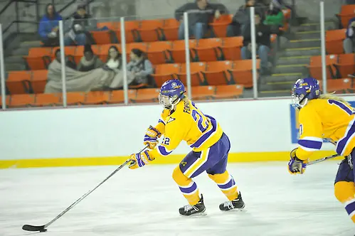 Meghan Fonfara of Elmira Meghan Fonfara of Elmira (Elmira Athletics)
