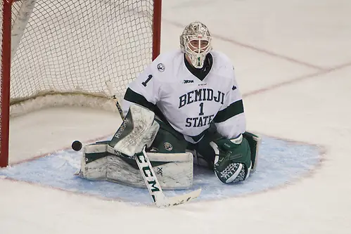 23 Jan 16:  Michael Bitzer (Bemidji State - 1). The St. Cloud State University Huskies play against the Bemidji State University Beavers the North Star College Cup Championship game at the Xcel Energy Center in St. Paul, MN. (Jim Rosvold)