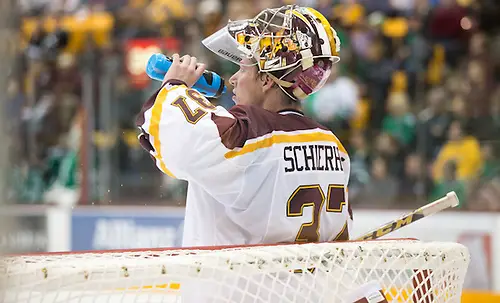 Eric Schierhorn (Minnesota-37) 16 November 04 University of North Dakota and University of Minnesota meet in a non conference contest at Mariucci Arena (Bradley K. Olson)