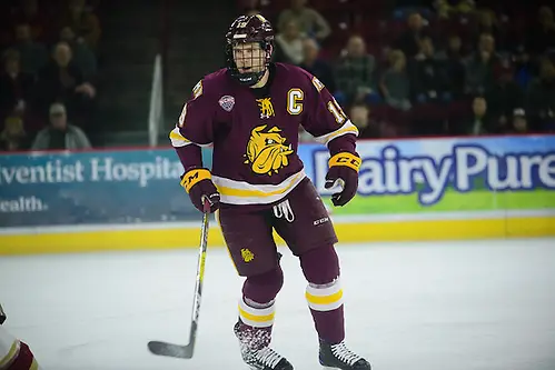 Minnesota-Duluth at Denver at Magness Arena, Dec. 10, 2016. (Candace Horgan)