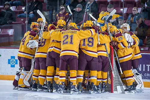 Photo By: Jim Rosvold/USCHO.com 18 Nov 17: The University of Minnesota Golden Gophers hosts the Harvard University Crimson in a non-conference matchup at 3M Arena at Mariucci in Minneapolis, MN. (Jim Rosvold/USCHO.com)