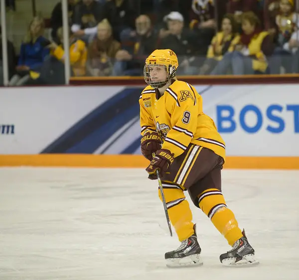 Sydney Baldwin, Harvard vs. Minnesota. 2015 National Championship (Candace Horgan)