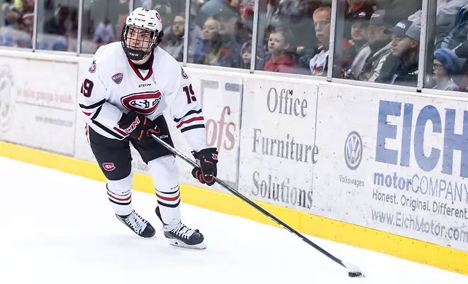 Mikey Eyssimont (SCSU-19) 2018 Jan. 12 The St.Cloud State University Huskies host Mankato State University n a non conference matchup at the Herb Brooks National Hockey Center in St. Cloud, MN (Bradley K. Olson)