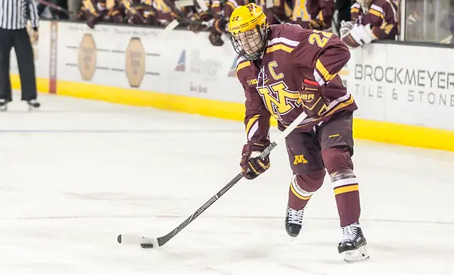 Tyler Sheehy (Minnesota-22) 17 Oct. 21 University of North Dakota and the University of Minnesota meet in the non conference game in Grand Forks, ND (Bradley K. Olson)