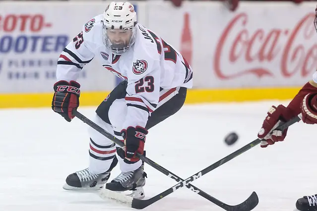 Robby Jackson (SCSU-23) 2018 November 10 St.Cloud State University hosts Denver in a NCHC contest at the Herb Brooks National Hockey Center in St. Cloud, MN (Bradley K. Olson)