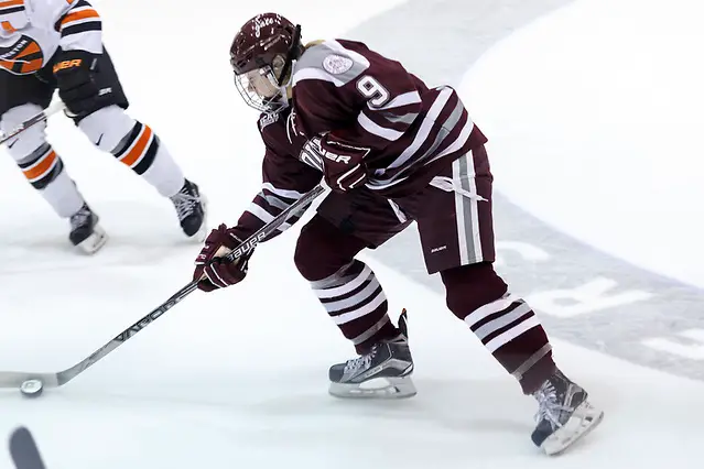Photo By: (c) Shelley M. Szwast 2014 Jessie Eldridge (Colgate - 9). ((c) Shelley M. Szwast 2014)