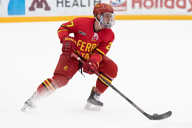 28 Dec 18: The University of Minnesota Golden Gophers host the Ferris State University Bulldogs in a non-conference matchup at 3M at Mariucci Arena in Minneapolis, MN (Jim Rosvold/University of Minnesota)