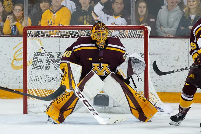 6 Oct 18:  Mat Robson (Minnesota - 40). The University of Minnesota Golden Gophers play against the University of Minnesota Duluth Bulldogs in a non-conference matchup at AMSOIL Arena in Duluth, MN. (Jim Rosvold/University of Minnesota)