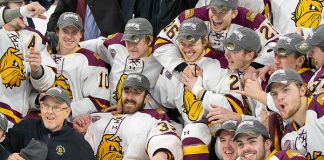 UMD players celebrate after winning the Midwest Regional final (2019 Omar Phillips)