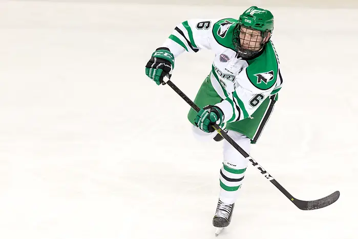 Colton Poolman (UND-6) 2018 November 3 The University of North Dakota hosts the Wisconsin Badgers in a non conference matchup at the Ralph Engelstad Arena in Grand Forks, ND (Bradley K. Olson)