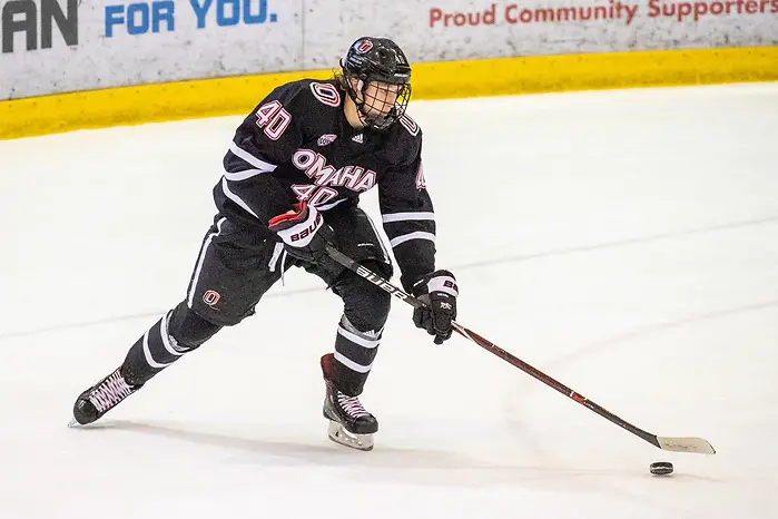 14 Dec 19: Tyler Weiss (Nebraska Omaha - 40). The St. Cloud State University Huskies host the University of Nebraska Omaha Mavericks in a NCHC matchup at the Herb Brooks National Hockey Center in St. Cloud, MN. (Jim Rosvold)