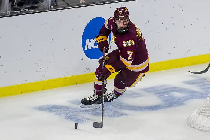 Photo By: Jim Rosvold Scott Perunovich 23 Mar 18: The Minnesota State University Mavericks play against the University of Minnesota Duluth Bulldogs in a semifinal game of the NCAA West Regional at the Denny Sanford Premier Center in Sioux Falls, SD. (Jim Rosvold)