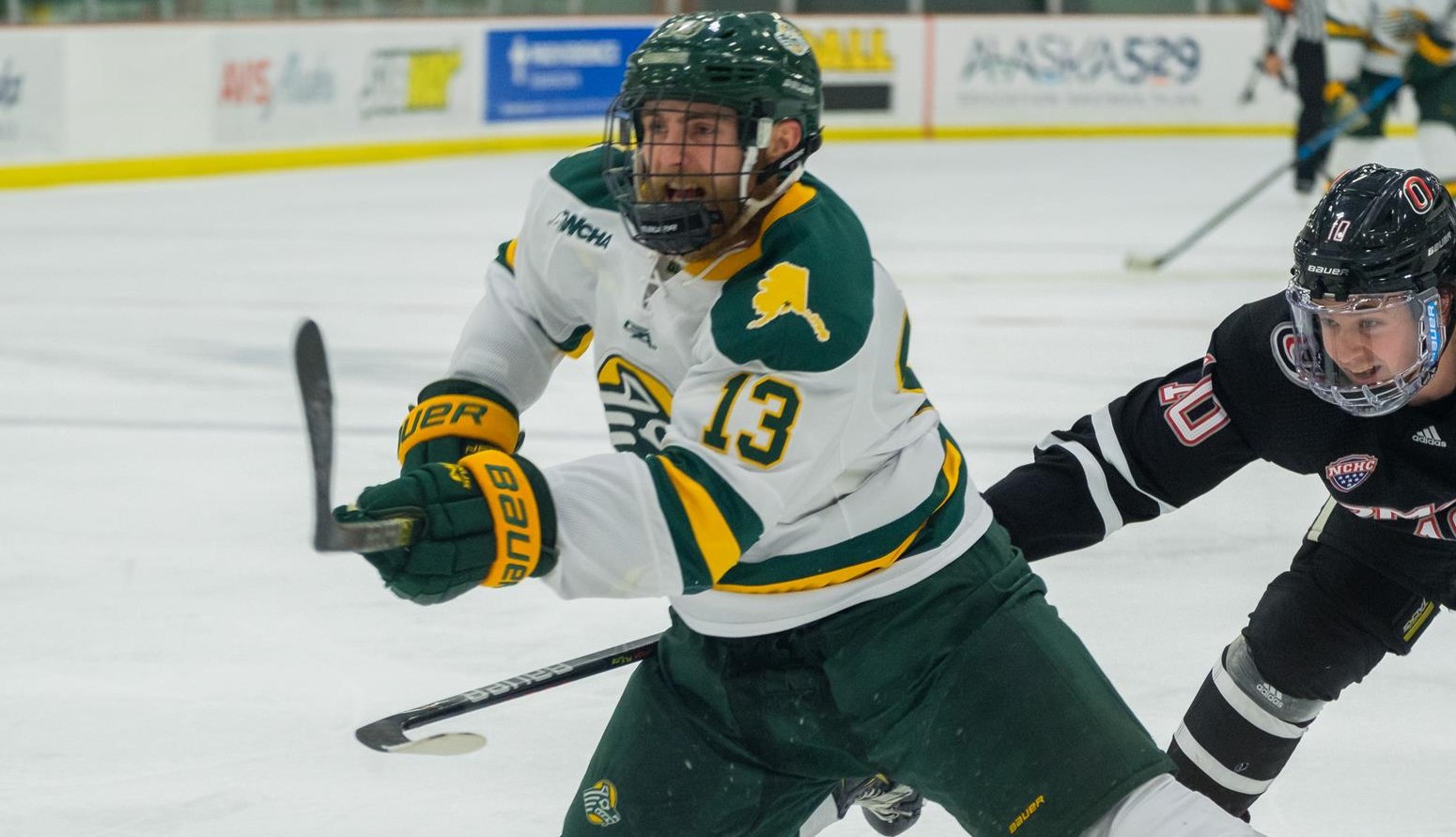 Alaska Anchorage to eliminate men's hockey program