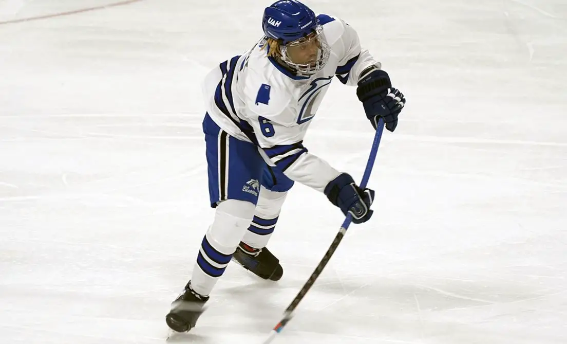 Stick toss penalty, other infractions lead to No. 1 Minnesota Gophers' OT  loss to UND - The Rink Live