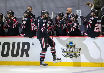 Bulldogs' season comes to an 'unacceptable' early end via NCHC quarterfinal  loss at St. Cloud State - Duluth News Tribune