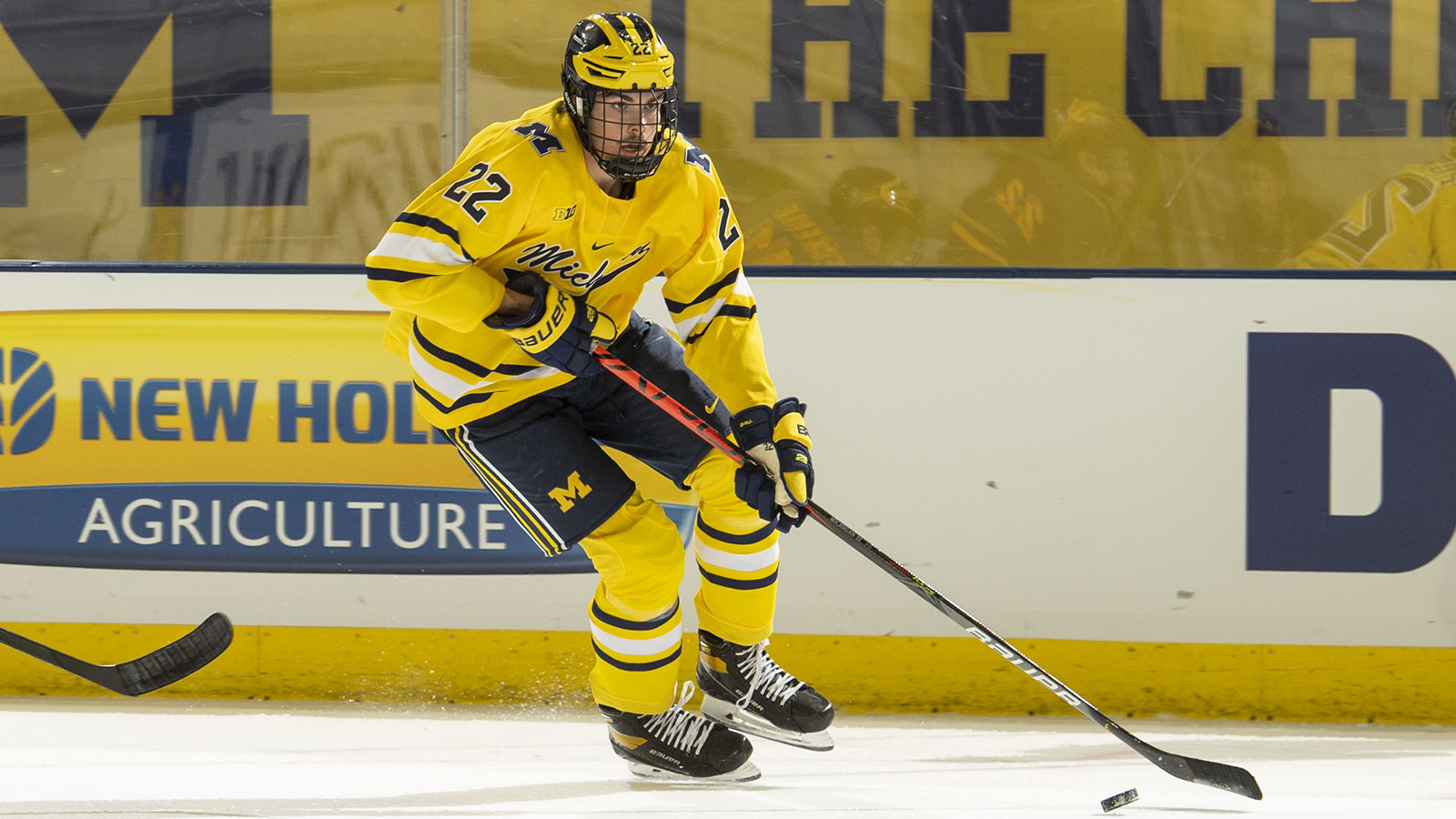 Michigan hockey 1st-round pick Cam York to return for sophomore