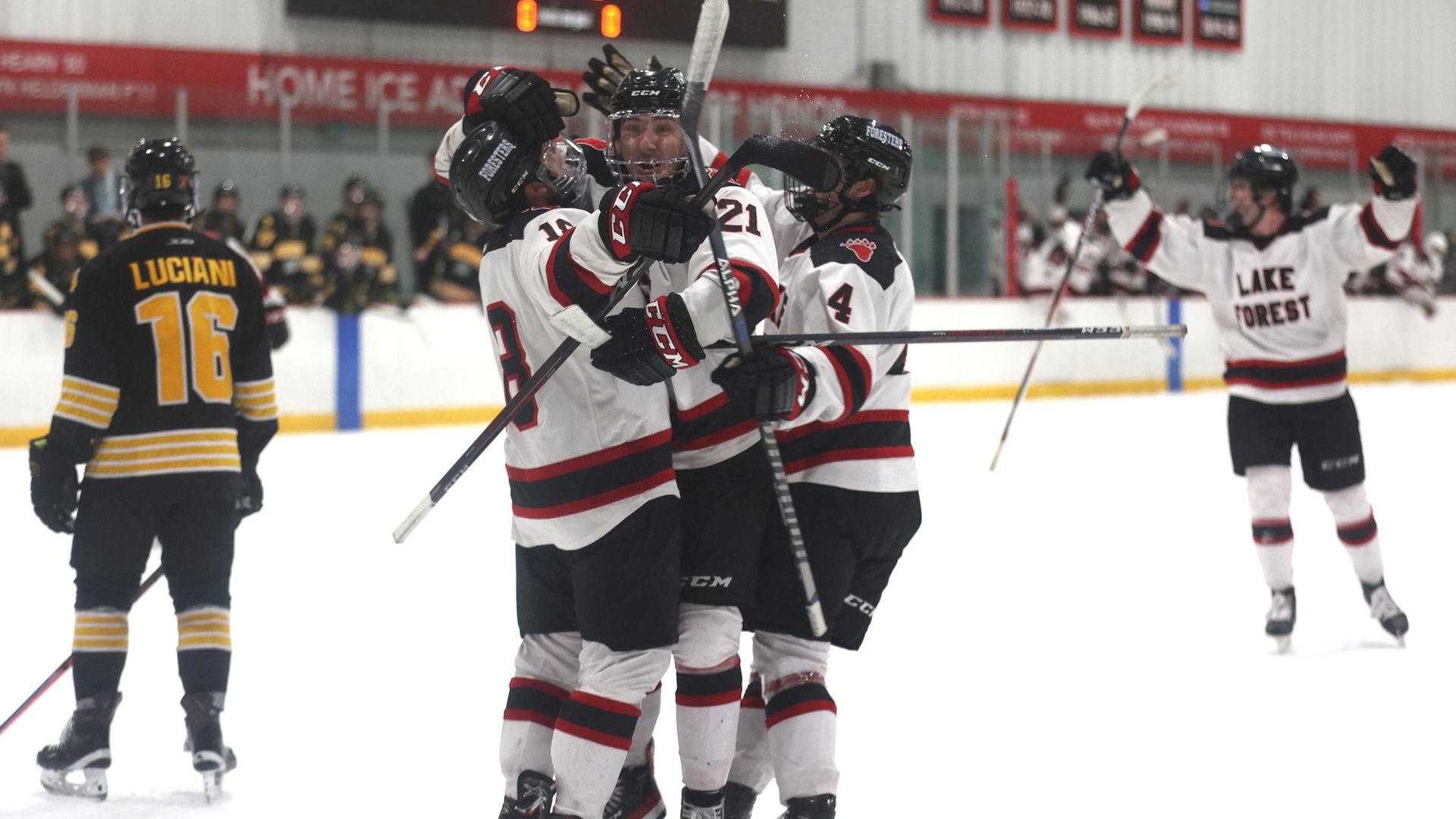 D-III West Hockey Weekend Wrap-Up: Foresters stun reigning national champs