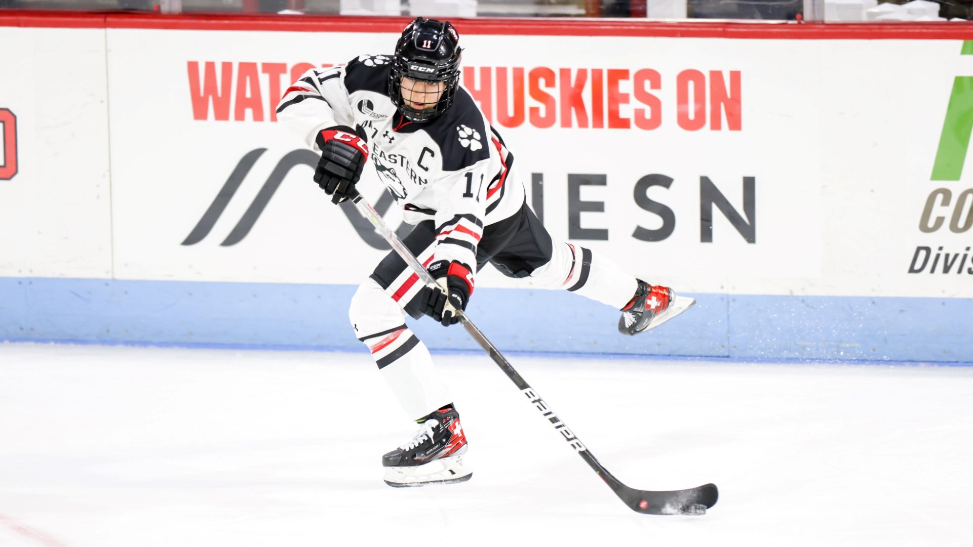 WATCH: Calgary Flames rookie star Johnny Gaudreau dramatically scores first  career hat trick 