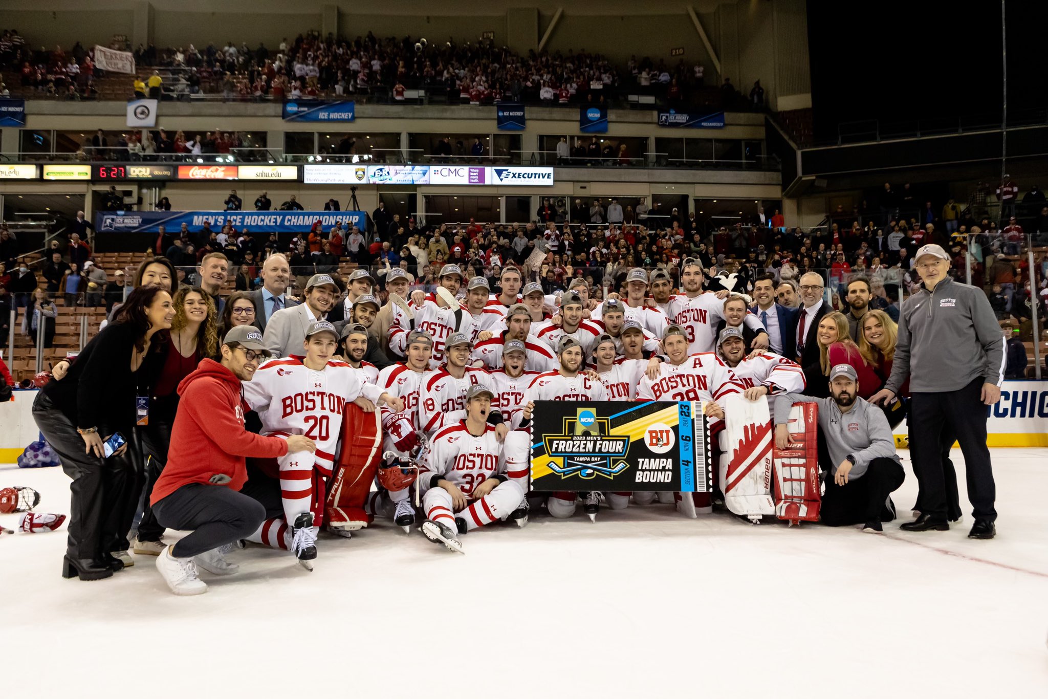 Boston University reaches Frozen Four for first time in 8 years