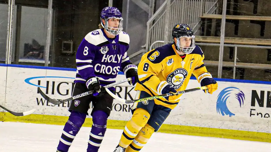 Max Itagaki Wins Atlantic Hockey Rookie of the Year, Baez